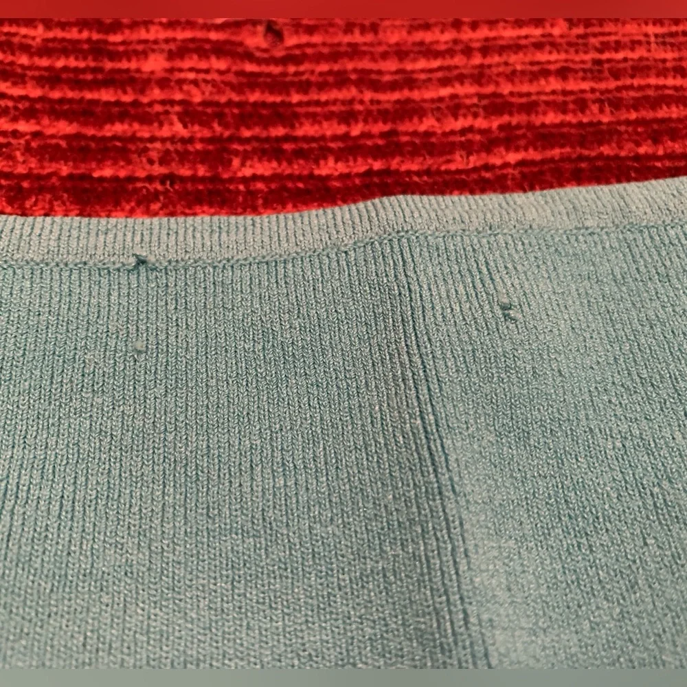 Turquoise Sleeveless Top - Picture 11 of 14